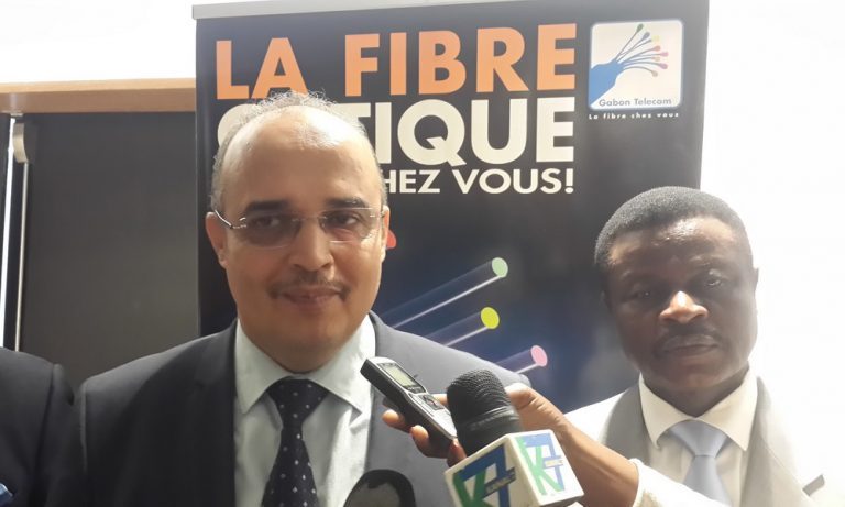 Dans le cadre du déploiement de sa fibre optique FTTH, l’opérateur historique de télécommunication Gabon Télécom, introduit trois nouveaux débits à partir de 25 000F TTC. Une nouvelle offre qui s’annonce être une véritable révolution dans le secteur et une première dans la sous-région.