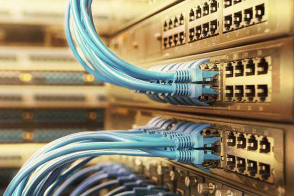 Dans le cadre du Projet régional d'infrastructures de communication en Afrique de l'Ouest (Warcip), financé par la Banque mondiale, le Burkina Faso et le Bénin ont convenu d’une interconnexion par fibre optique des deux pays en passant par la zone litigieuse de Kourou/Koalou.