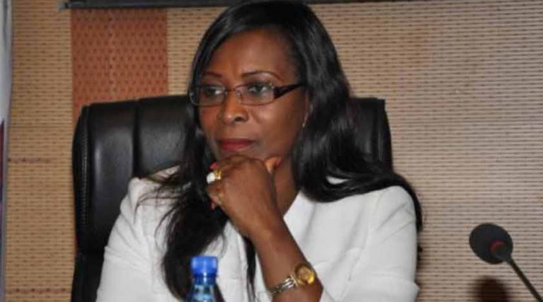 Au Bénin, la ministre de l’Economie numérique, Rafiatou Monrou, tape du poing sur la table et donne une semaine à l’Autorité de régulation des communications électroniques et de la poste (Arcep) et aux opérateurs de téléphonie mobile opérant sur le marché pour améliorer la qualité des services proposée aux Béninois.