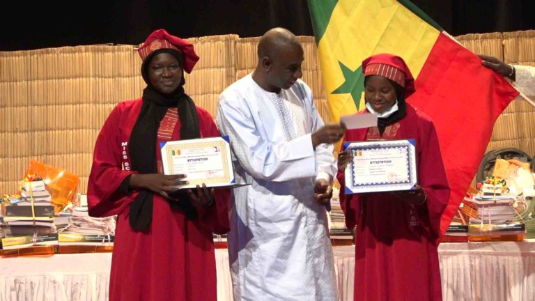 Miss Sciences et Maths : Zeinab Diène Samb et Isseu Bineta Seck lauréates