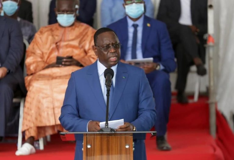 Salon international des Mines : Macky Sall offre 6 millions aux lauréats du Hackathon