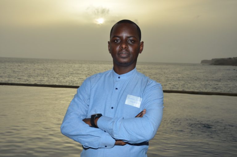 Le Tech Observateur : le journaliste Ousmane Gueye lance son blog