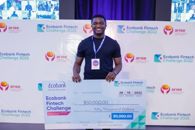 Michael Oluwole, PDG Touch and Pay est le gagnant du Ecobank Fintech Challenge 2022