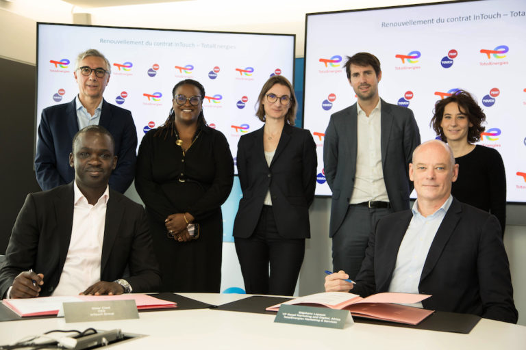 Le Groupe InTouch renouvelle son partenariat avec TotalEnergies en Afrique pour la distribution de services digitaux dans les stations-service